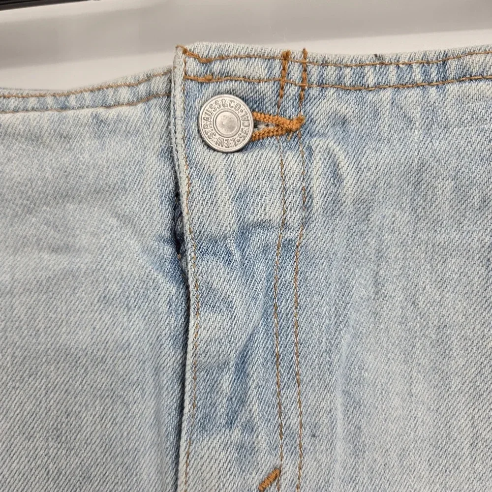 Vintage Levis Light ï Denim Skirt
